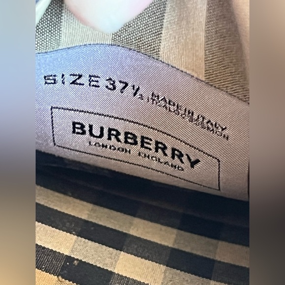 Burberry White Women's Sneakers - Picture 8 of 8